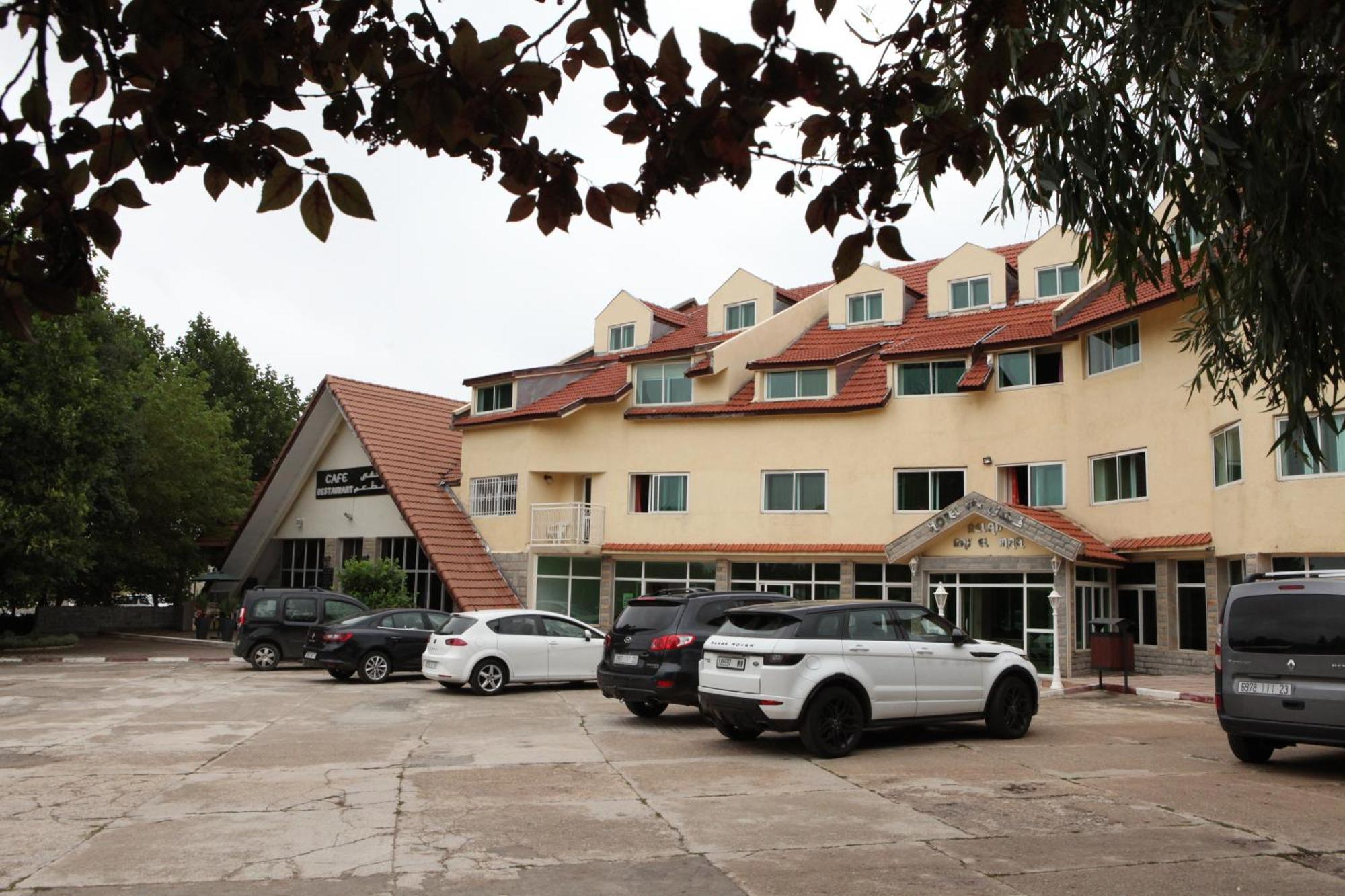 Hotel Relais Ras El Maa Ifrane  Exterior photo